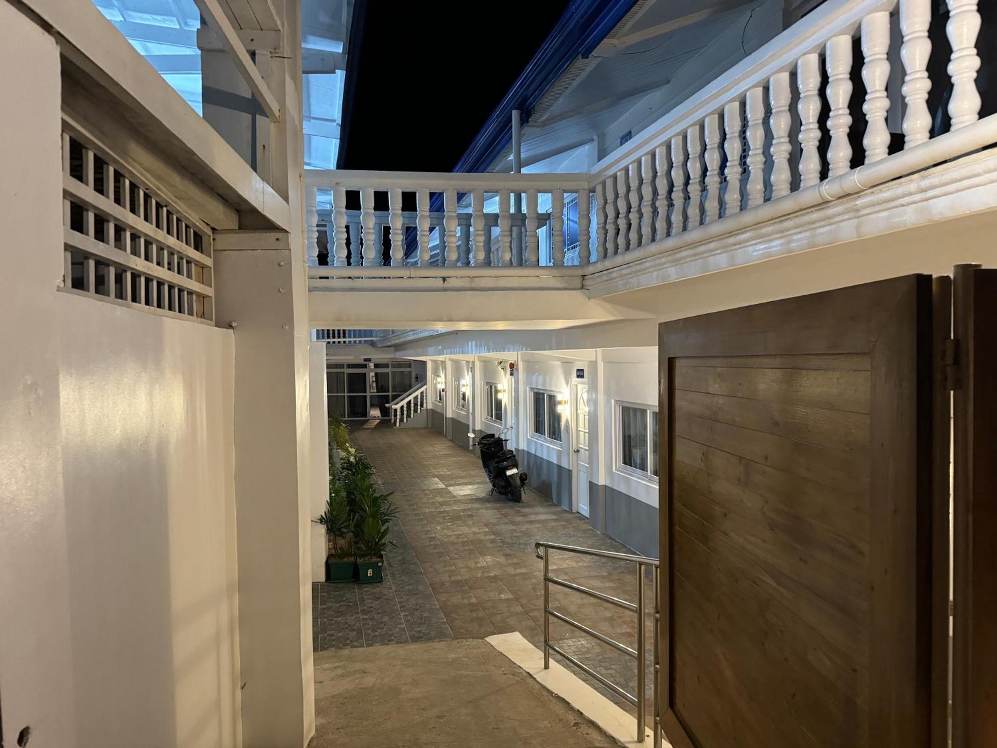 Bolabog Beach Resort Balabag  Экстерьер фото